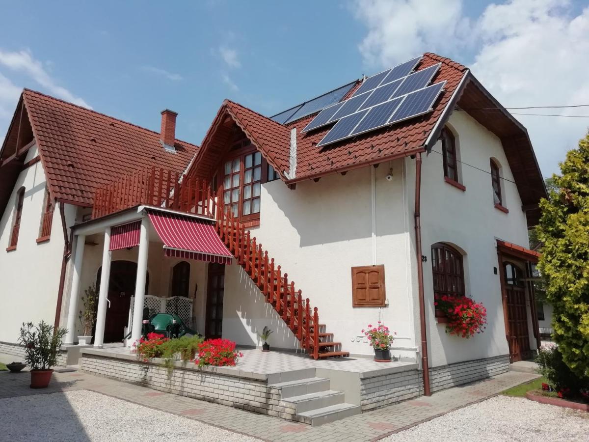 Balla Apartmanhaz Siófok Exteriör bild