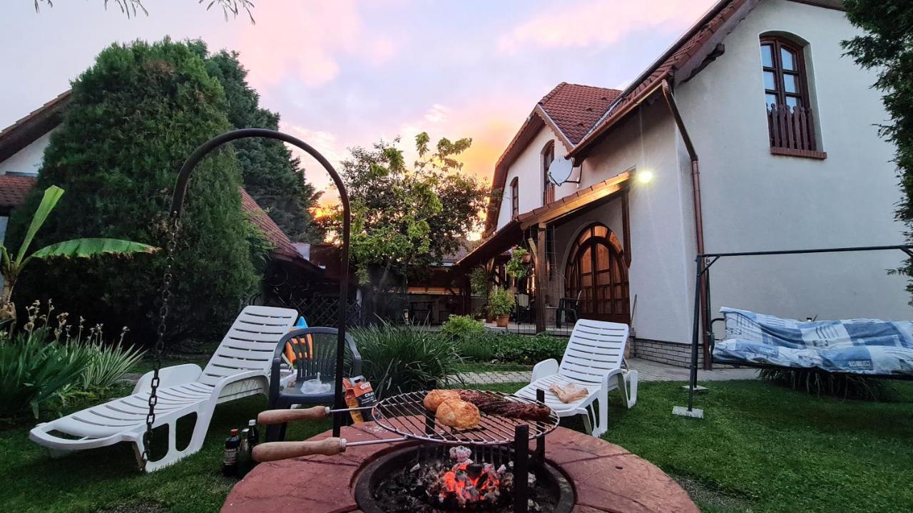 Balla Apartmanhaz Siófok Exteriör bild