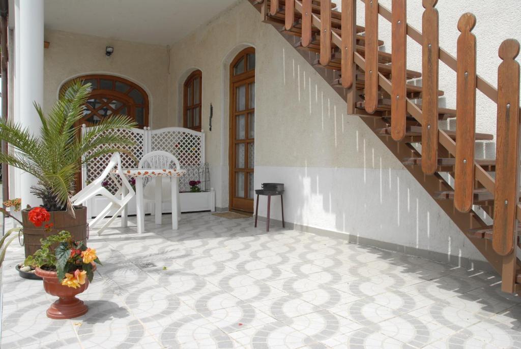 Balla Apartmanhaz Siófok Rum bild