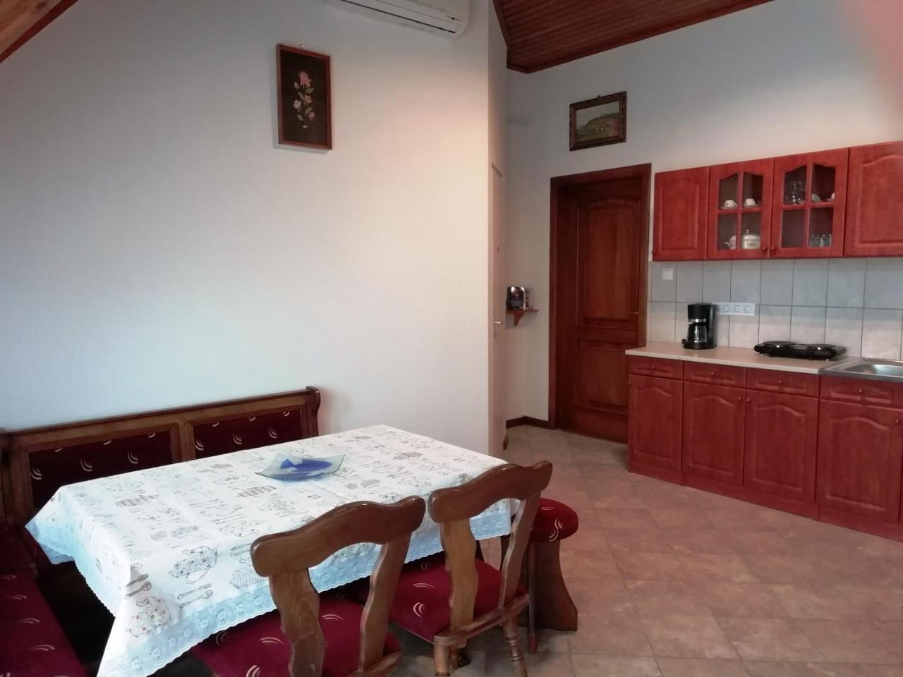 Balla Apartmanhaz Siófok Exteriör bild